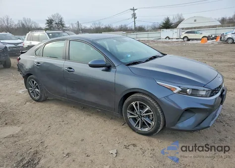 2023 Kia Forte Lx z USA, uszkodzony, nr VIN 3KPF24AD5PE527031